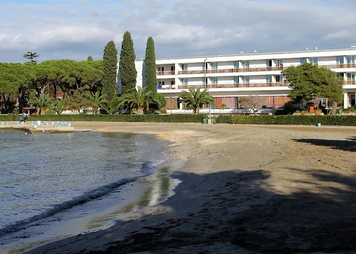 With Parking Space - 22262 公寓 *